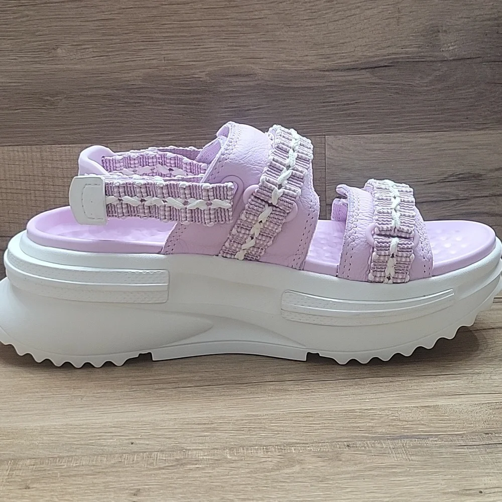 Converse Women's Pink Sandals
